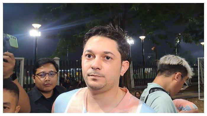 Andrew Andika
