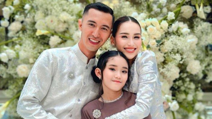 Ayu Ting Ting, Bilqis, dan Lettu Fardhaana. Ayu Ting Ting bersyukur kegagalan itu dialami sebelum naik ke pelaminan dengan Lettu Muhammad Fardhana, ia menilai tanda penjagaan Allah SWT kepadanya