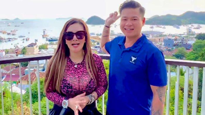 Barbie Kumalasari dan suaminya, Bagus Saputra.