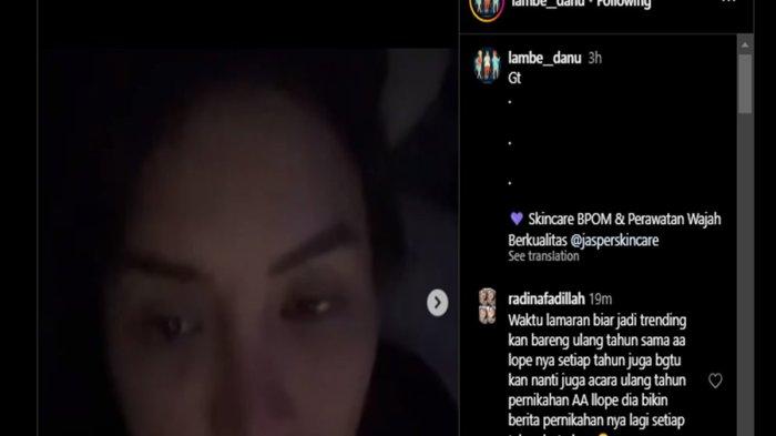 Baru-baru ini, Nikita Mirzani membongkar isi pesan WhatsApp dari Ayu Ting Ting. membenarkan bahwa hubungannya dengan Lettu Fardhana telah putus.