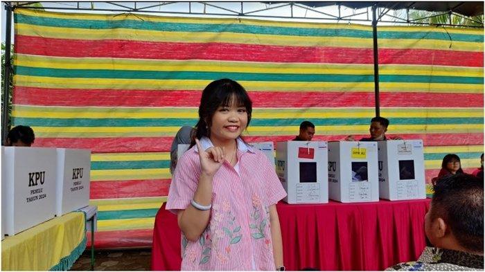 Calon <a href='https://sumsel.tribunnews.com/tag/dpd-ri' title='DPD RI'>DPD RI</a> Hj <a href='https://sumsel.tribunnews.com/tag/ratu-tenny-leriva' title='Ratu Tenny Leriva'>Ratu Tenny Leriva</a>, putri bungsu Herman Deru Gubernur Sumsel periode 2018-2023 unggul meraih suara terbanyak 22 calon ikut kontestasi.
