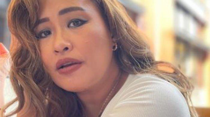 Curhat Pinkan Mambo Cerai dengan Arya Khan, Sebut Sepakat Pisah Karena Tak Sejalan