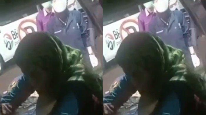 Video seorang bidan membantu ibu-ibu melahirkan dalam taksi online di Palembang viral di sosial media