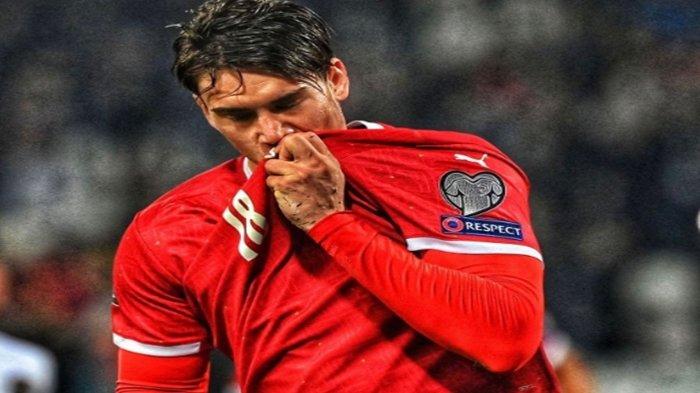 Dusan Vlahovic masih belum pasti bakal bertahan di klub, Juventus bidik 2 penyerang