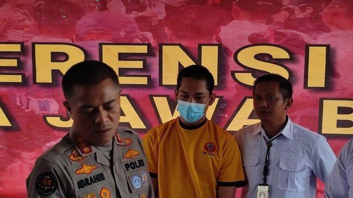 Youtube Ferdian Paleka kembali berurusan dengan polisi karena mempromosikan situs judi online melalui media sosial dan chanel YouTube nya.