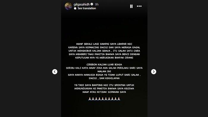 Gilga Sahid meluapkan kekecewannya kepada pihak panitia penyelenggara acara usai diberhentikan bernyanyi sebelum lagu yang dibawakannya selesai.