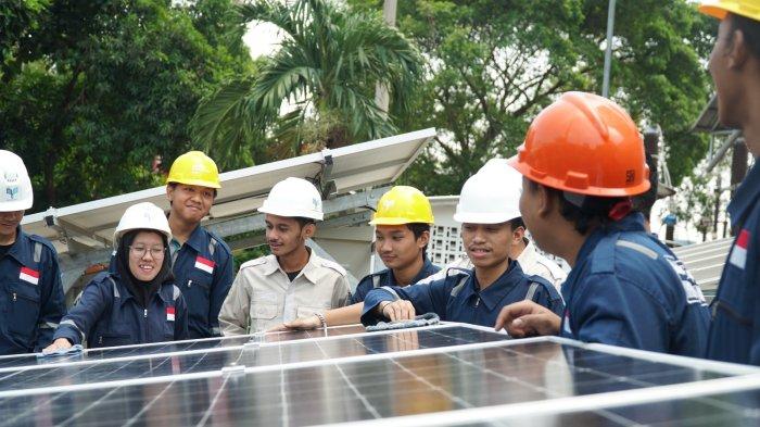 PT PLN (Persero) menjaring talenta terbaik dengan merekrut 135 mahasiswa Institut Teknologi PLN (ITPLN) yang lolos untuk mengikuti program ikatan kerja.