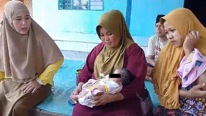 Ibu Lahirkan Bayi dengan kondisi punya 24 Jari di Sampang, Madura