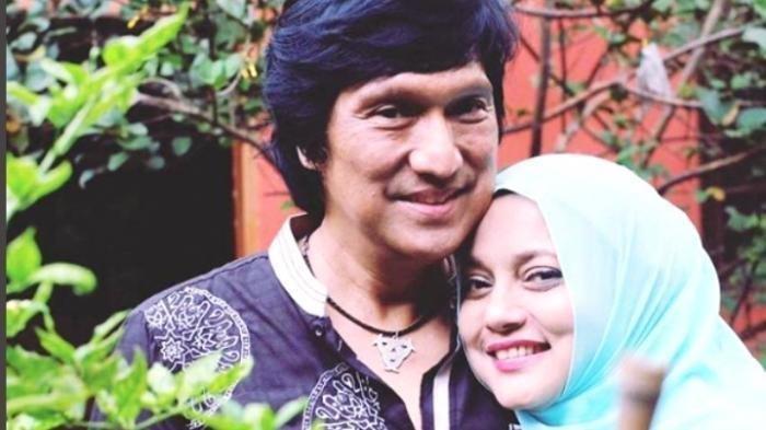 Ikang Fawzi dan Marissa Haque. Ikang sempat berjanji tidak perlu ada dramatisir ketika salah satu keduanya akan berpulang. Sudah siapkan warisan aset untuk anak-anak, kini justru paling terpukul