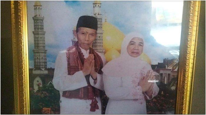 Indu bin Rohim (84) jemaah haji asal OKI hilang di tanah suci. Warga Desa Sukardama Jejawi terakhir pamit izin ke kamar kecil saat wukuf di Arafah. Kabar dari Indu masih dinantikan istrinya Sanuda dan keluarga besar, Senin (10/7/2023).