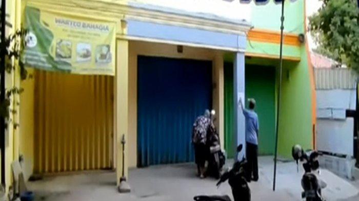 Inilah penampakan rumah pemilik kos Maria Lucia Setyowati dan suaminya, Muin yang diduga direbut anak kos di Surabaya.