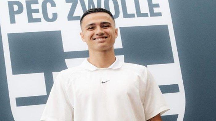 Inilah profil Eliano Reijnders bek club PEC Zwolle yang resmi menjadi Warga Negara Indonesia (WNI). Adik dari gelandang AC Milan, Tijani Reijnders. 