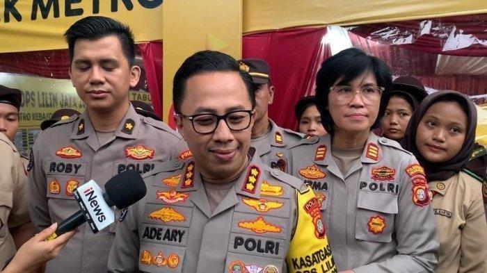 Kabid Humas Polda Metro Jaya Kombes Ade Ary Syam Indradi mengungkapkan kasus bocah laki-laki berusia 4-5 tahun yang ditemukan tewas di Tambun Selatan, Kabupaten Bekasi, Senin (6/1/2025).