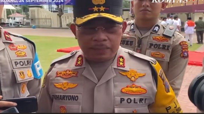 Kapolda Sumbar Irjen Pol Suharyono menyatakan tidak menutup kemungkinan ada pihak lain yang terlibat membantu tersangka Indra melarikan diri sebelum ditangkap