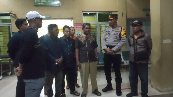 Polisi langsung mendatangi lokasi bentrok warga vs polisi di di Dusun IV Desa Paldas, Kecamatan Rantau Bayur Kabupaten Banyuasin, Sumsel dikabarkan berujung bentrok, Selasa (12/09/2023) malam.