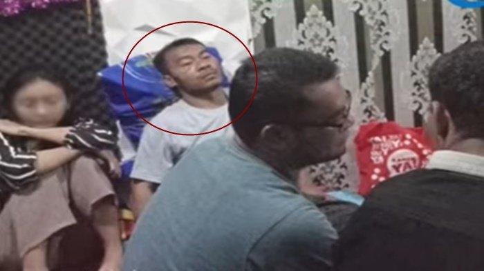 SUAMI PELAKU PEMBUNUHAN ISTRI-  Wadison Pasaribu (37 pelaku utama menewaskan istrinya sendiri, Petry Sihombing (35) ) berpura-pura menjadi korban perampokan pada Minggu, (1/6/2025). Kepada keluarga, Wadison akhirnya mengakui bahwa ia sendiri yang menghabisi nyawa istrinya, Petry Sihombing, tega mencekik korban usai cekcok
