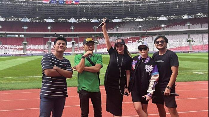 Komika Kemal Palevi turut bereaksi atas kemunculan Anang Hermansyah dan Ashanty bernyanyi usai Timnas Indonesia menang atas Filipina di SUGBK