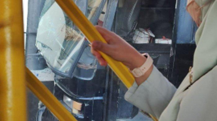 Kondisi Bus Paspampres Kecelakaan Tabrak Halte TransJakarta Petamburan, Tak Ada Korban, Rusak Berat