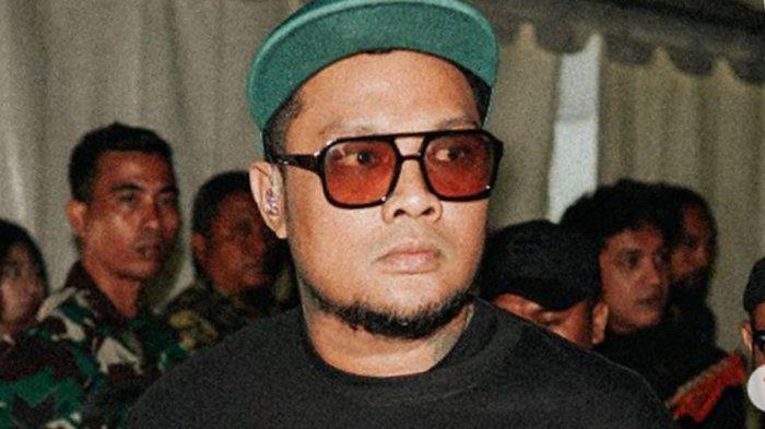 Kronologi Virgoun Ditangkap Terlibat Kasus Narkoba, Pakai Sabu dengan Seorang Wanita di Kosannya