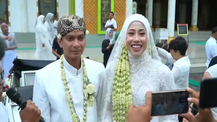 SAH MENIKAH : Megawai Hangestri saat diwawancarai awak media setelah resmi dinikahi Dio Novandra, Jumat (4/7/2025)/