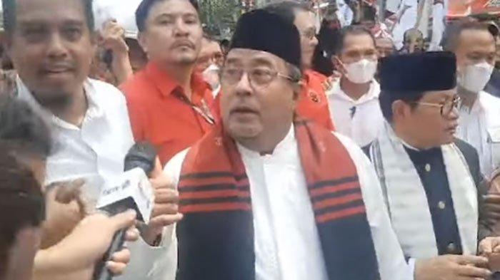 Momen Rano Karno Naik Oplet Si Doel saat Daftar Cawagub ke KPUD DKI Jakarta, Didampingi Ahok