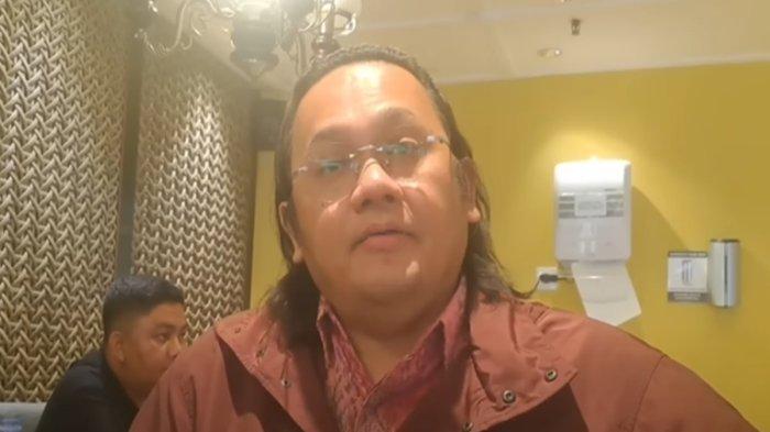 Pengacara Farhat Abbas murka disebut Denny Sumargo dengan ucapakan kasar buntut soal uang donasi Agus Salim.