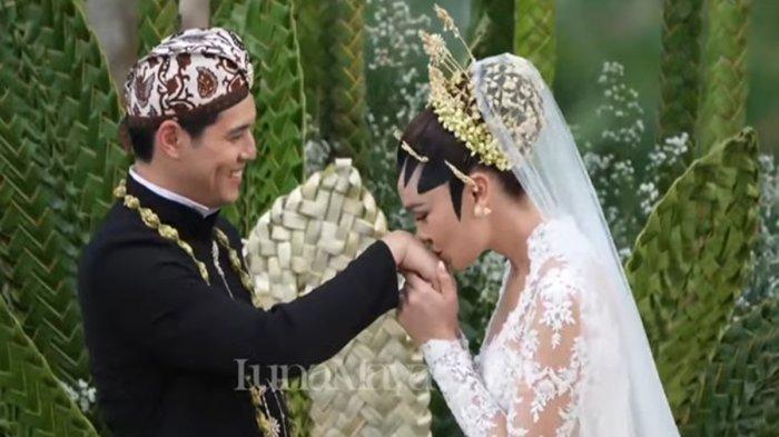 LUNA MAYA MENIKAH - Potret pernikahan Luna Maya dan Maxime Bouttier resmi menikah hari ini, Rabu (7/5/2025).