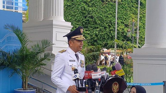 PELANTIKAN DEDI MULYADI. Gubernur Jawa Barat Dedi Mulyadi usai dilantik di Istana Kepresidenan, Jakarta, Kamis (20/2/2025).Sederet rekam jejak Dedi Mulyadi yang resmi dilantik menjadi Gubernur dan Wakil Gubernur Jawa Barat di Istana Kepresidenan, Jakarta. Kamis (20/2/2025)