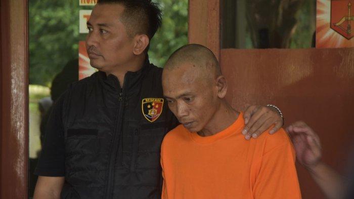 Sunardi (43) pembunuhan terhadap istri keduanya, Almaidah (51) dan seorang wanita pegawai bank keliling, Sri Pujayanti (22).