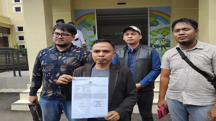 Febriansyah SH, kuasa hukum korban pelecehan oknum dokter berinisial MY menyebut kliennya sudah menyerahkan bukti rekaman CCTV dan hasl visum ke polisi.