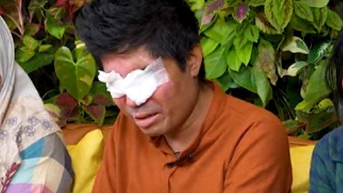 Tangis Pilu Agus Salim Divonis Buta Permanen, Terpukul Cuma Bisa Pakai Mata Buatan