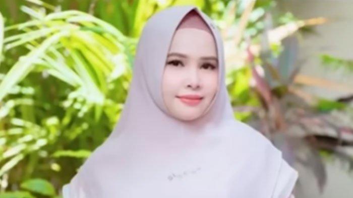 VIDEO Hajjah Jannah Owner Pallubasa Serigala Tewas Bersama Anak, Kecelakaan Mobil Dikendarai Suami