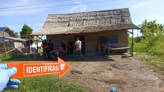Warung kopi milik Fitra di jalan lintas Palembang-Prabumulih, tepatnya wilayah Desa Permata Baru, Kecamatan Indralaya Utara, Ogan Ilir.