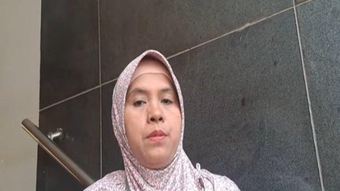 Wawa Agus Salim, Neneng Sumiati menanggapi soal kabar saudaranya bisa melihat lagi.