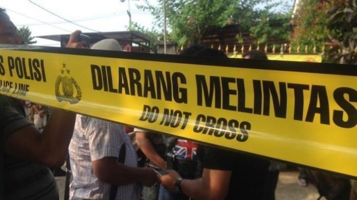 Ilustrasi garis polisi - Seorang bocah usia 4,5 tahun tewas diduga dianiaya ayah tiri di Pariaman, Sumbar.