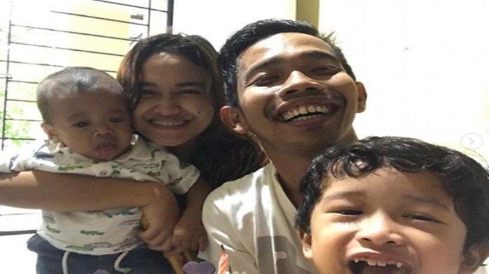 Dede SUnandar Kini Berjuang Lawan Penyakit Covid-19, Istri dan mertua ikut terinfeksi
