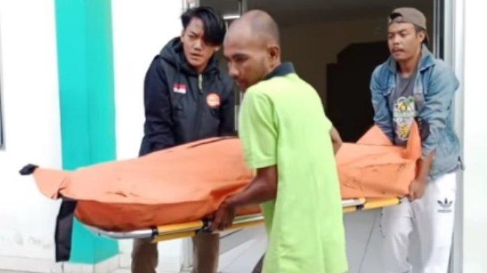 Dua jenazah terlantar di musala di Kabupaten Bandung, Jawa Barat. Dua hjenazah tersebut terlantar karena tak ada biaya untuk pemakaman.