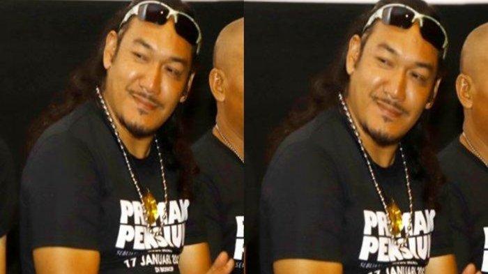 KANG GOBANG MENINGGAL DUNIA - Para pemain film Preman Pensiun Dedi Mochammad Jamasari sebagai Gobang hadir pada konferensi pers press screening dan gala premiere di Jakarta, Kamis (10/1/2019). Kang Gobang dikabarkan meninggal dunia pada Jumat (7/2/2025). Sutradara Aris Nugraha mengungkapkan meninggalnya Muhammad Jamasari atau kang Gobang di tengah proses produksi Preman Pensiun 9.