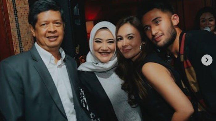 Kedekatan Wulan Guritno Dengan Orang Tua Sabda Ahessa