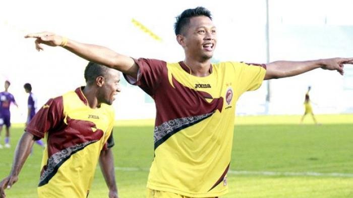Babel Rizky Pemain Muba Babel United, Rizsky Dwi Ramadhana, Lelang Jersey Saat di ...