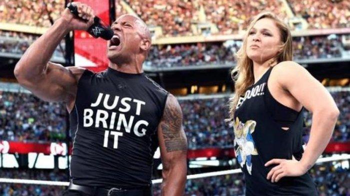 Daftar Petarung WWE Smackdown Perempuan Paling Ikonik, ada Lita Hingga ...