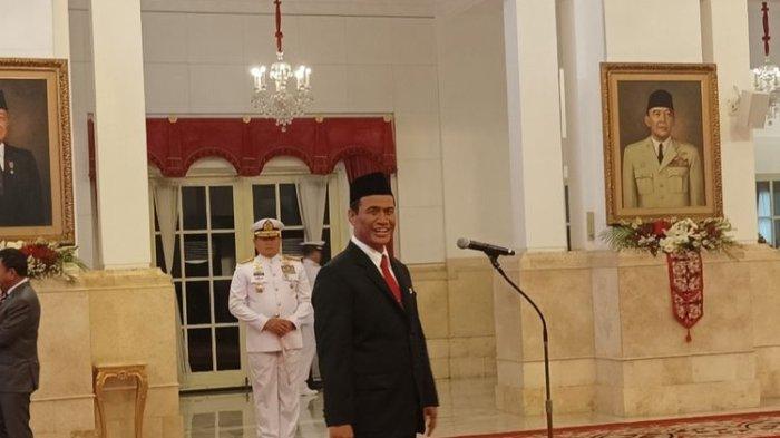 Menteri Pertanian (Mentan) Andi Amran Sulaiman saat pelantikan di Istana Negara, Jakarta, Rabu (25/10/2023). Andi Amran Sulaiman disebut sebagai keturunan raja Bone