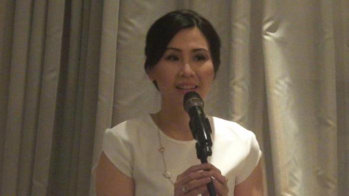 Veronica Tan beserta pebisnis pemilik Beauty Bar