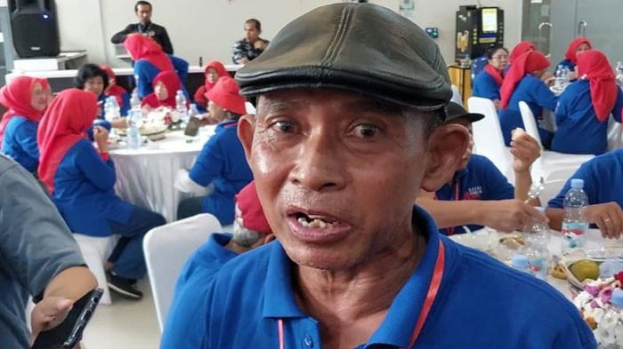 REUNI TEMAN JOKOWI - Mulyono, teman seangkatan Jokowi yang ikut hadir dalam acara reuni  pada Sabtu (26/7/2025).