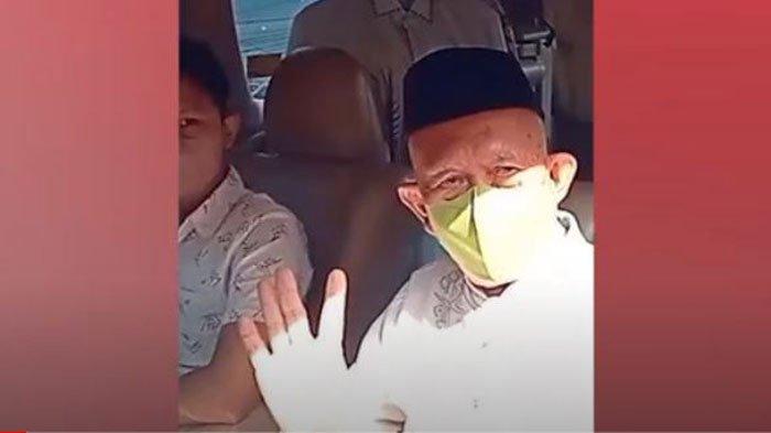 Ketua RT Abdul Pasren. Akhirnya Ketua RT Saksi Kunci Kasus Vina Cirebon Muncul, Pengacara Malah Bilang Begini.