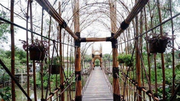 Salah satu sudut di Eco Wisata Mangrove Gunung Anyar Surabaya, sebagai salah satu wisata alam yang menjadi jujugan favorit.