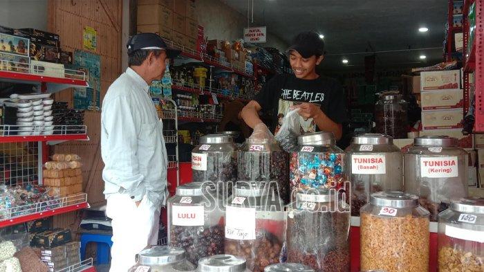 Foto Ilustrasi, Pedagang kurma di Kota Malang.