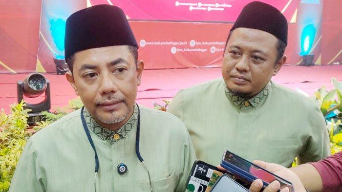 Bupati Probolinggo, Gus Haris dan Wakil Bupati Probolinggo, Lora Fahmi menolak mobil dinas baru.