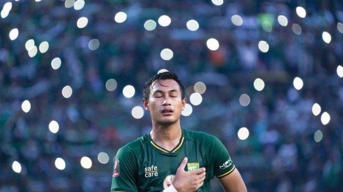 Hansamu Yama saat masih memperkuat Persebaya Surabaya