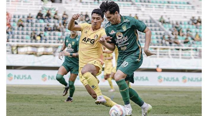 Laga Persebaya Surabaya vs Persik Kediri